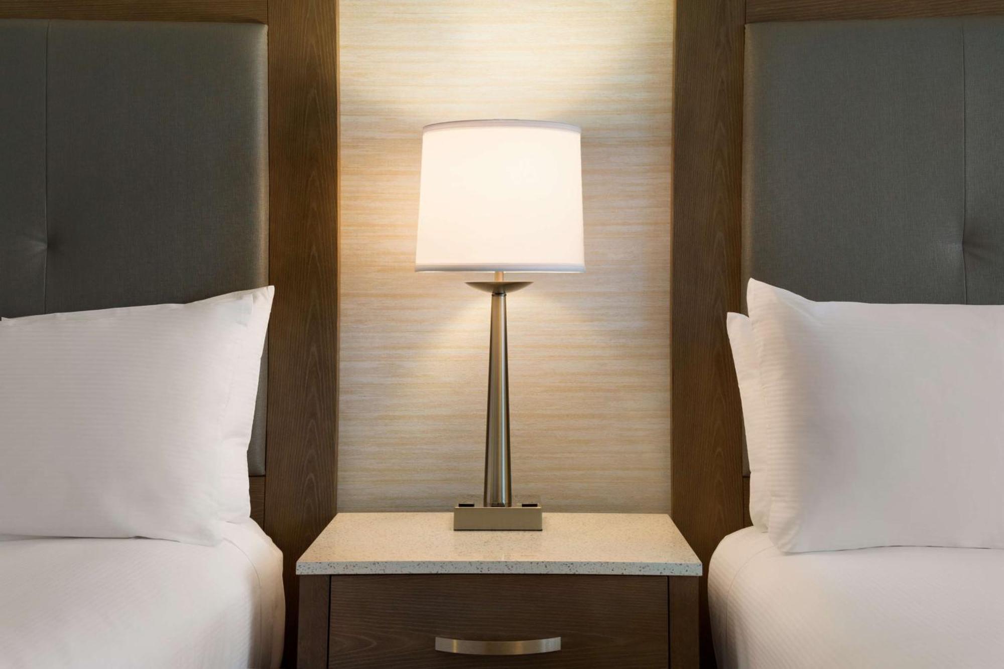 Doubletree By Hilton Hotel Albuquerque Eksteriør billede